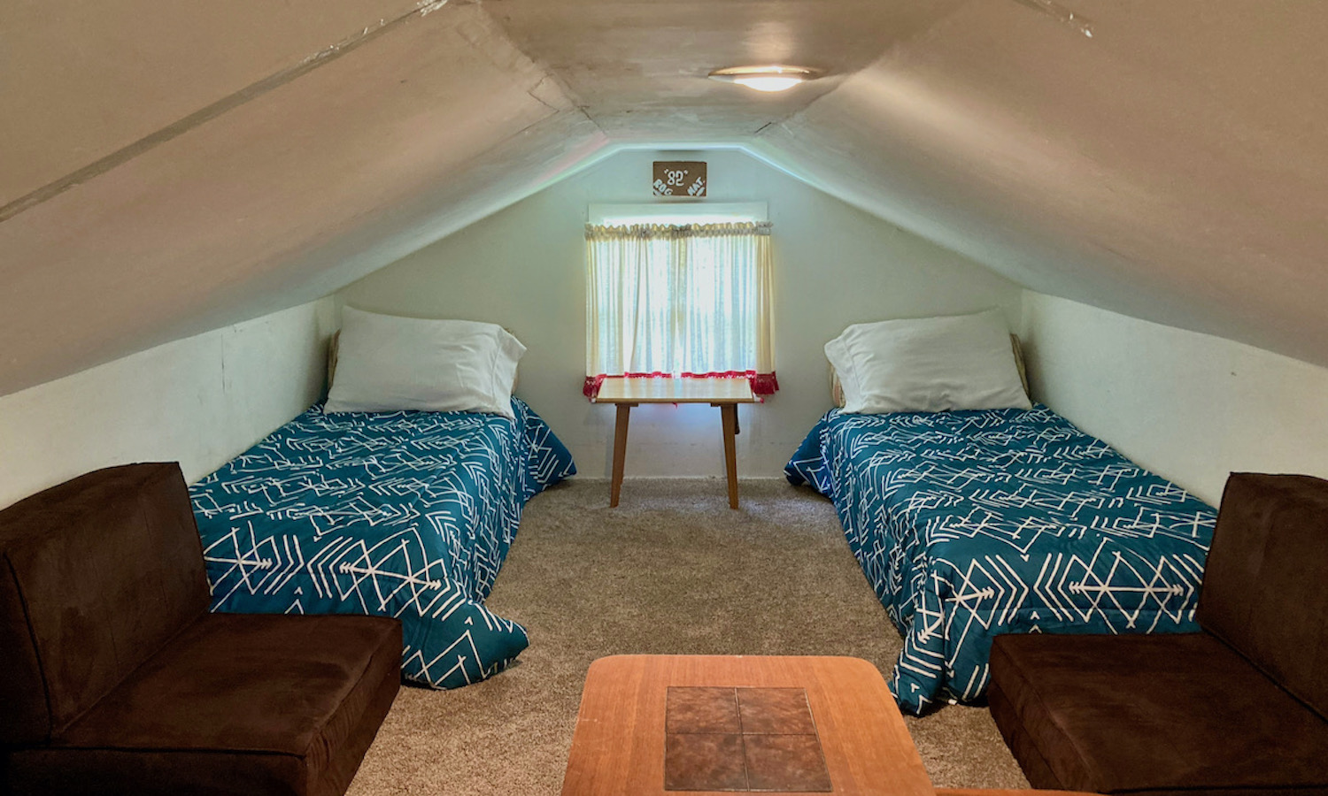 Upstairs Bed & Chairs